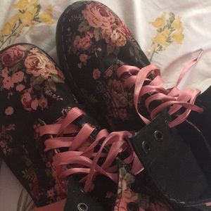 Doc Martin size 11 AirWalks